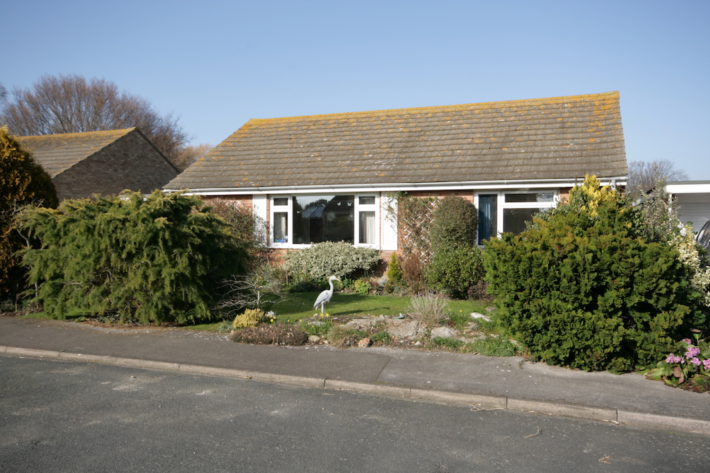 Property for Sale, Birdham 11 Longmeadow Gardens Baileys Estate Agent